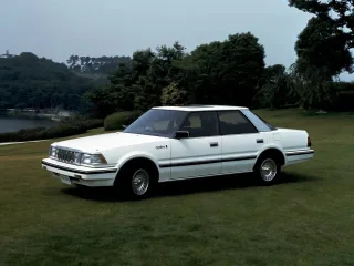 Toyota Crown S120 · Седан