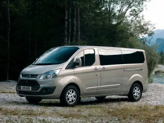 Ford Tourneo Custom I · Минивэн