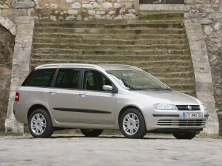 Автомобиль FIAT Stilo