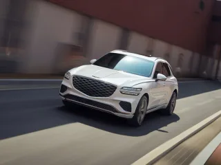 Автомобиль Genesis GV70