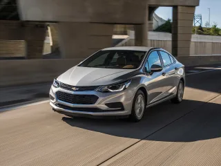 Автомобиль Chevrolet Cruze