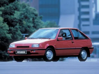 Mitsubishi Colt С10 · Хетчбэк