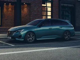 Автомобиль Peugeot 308