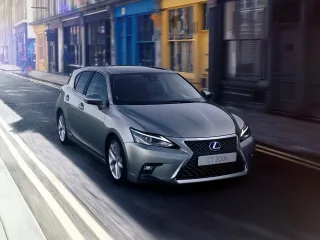 Автомобиль Lexus CT