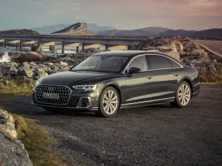 Автомобиль Audi A8