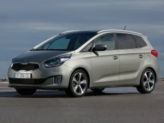 Kia Carens III · Минивэн