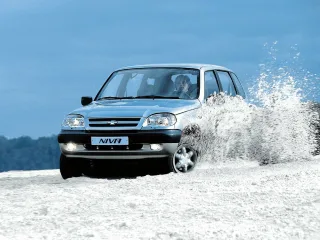 Chevrolet Niva I · Внедорожник