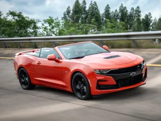 Автомобиль Chevrolet Camaro