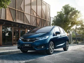 Honda Fit GP рестайлинг · Хетчбэк