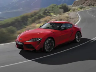 Автомобиль Toyota Supra
