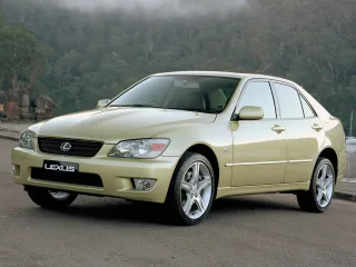 Lexus IS I · Седан