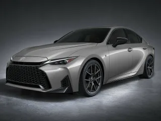 Автомобиль Lexus IS