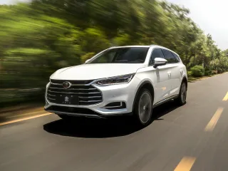 Автомобиль BYD Tang