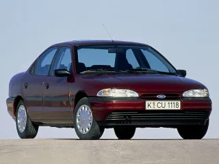 Ford Mondeo I · Седан