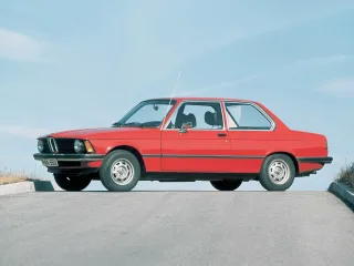 BMW 3 серия E21 · Седан