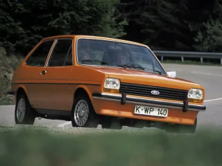 Ford Fiesta Mk1 · Хетчбэк