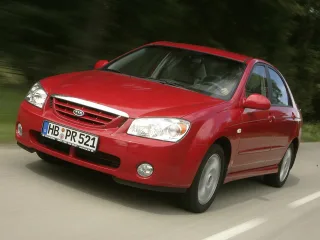 Kia Cerato I · Седан