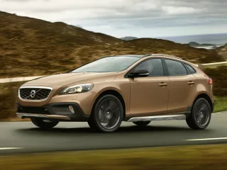Volvo V40 Cross Country I · Хетчбэк