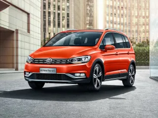 Автомобиль Volkswagen Touran