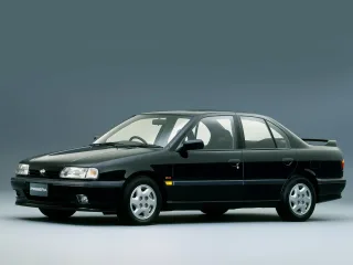 Nissan Primera P10 · Седан