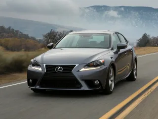 Lexus IS III · Седан