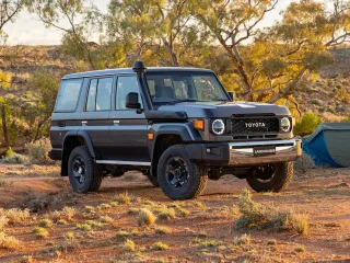 Автомобиль Toyota Land Cruiser
