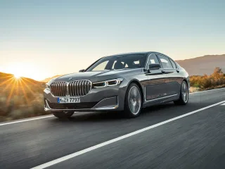 BMW 7 серия G11/G12 рестайлинг · Седан