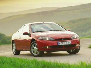 Автомобиль Ford Cougar