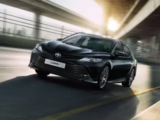Toyota Camry XV70 · Седан