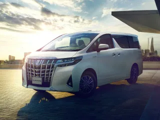 Toyota Alphard III рестайлинг · Минивэн