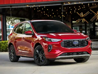 Автомобиль Ford Escape