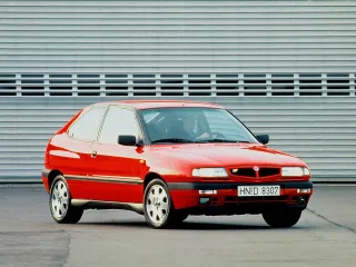 Lancia Delta 836 · Хетчбэк