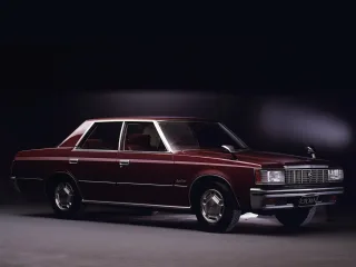 Toyota Crown S110 · Седан