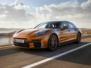 Автомобиль Porsche Panamera