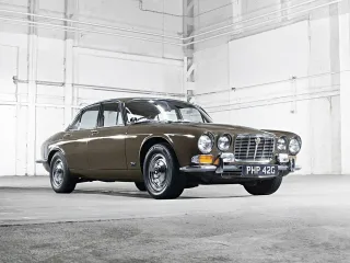 Jaguar XJ I · Седан