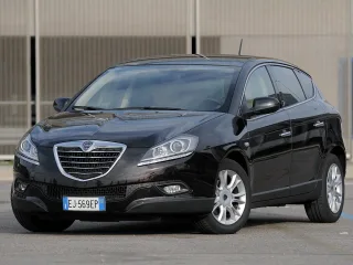 Автомобиль Lancia Delta