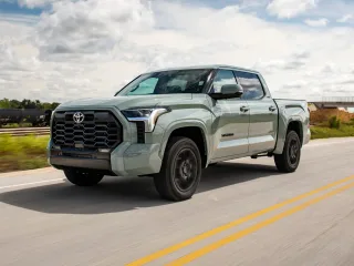 Автомобиль Toyota Tundra