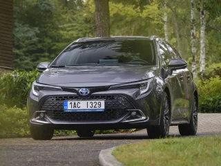 Toyota Corolla XII рестайлинг · Универсал