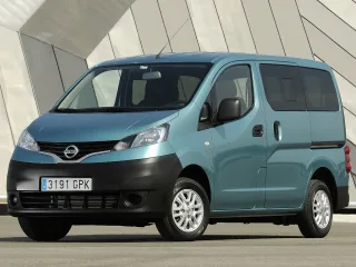 Автомобиль Nissan NV200
