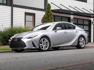 Lexus IS III рестайлинг 2 · Седан
