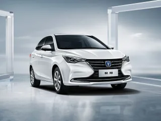 Автомобиль Changan Alsvin
