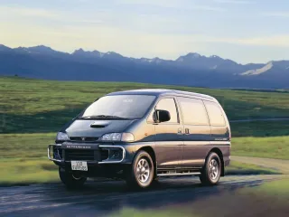 Mitsubishi Delica IV · Минивэн
