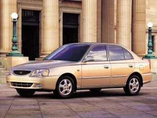 Hyundai Accent II · Седан