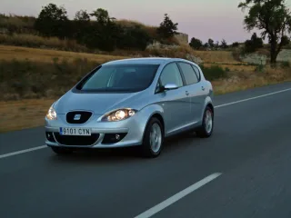 SEAT Toledo III · Хетчбэк