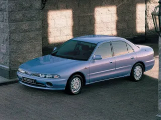 Mitsubishi Galant VII · Седан