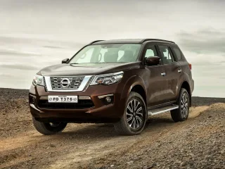 Автомобиль Nissan Terra