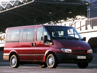 Автомобиль Ford Transit