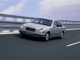 Mercedes-Benz E-класс W210/S210 · Седан
