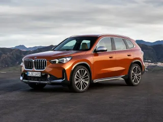 Автомобиль BMW X1