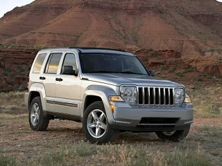 Автомобиль Jeep Liberty